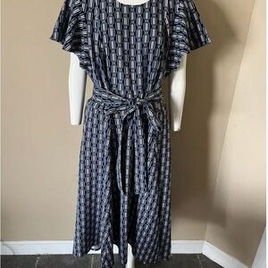 Womens Lane Bryant navy and blue dress - size 18